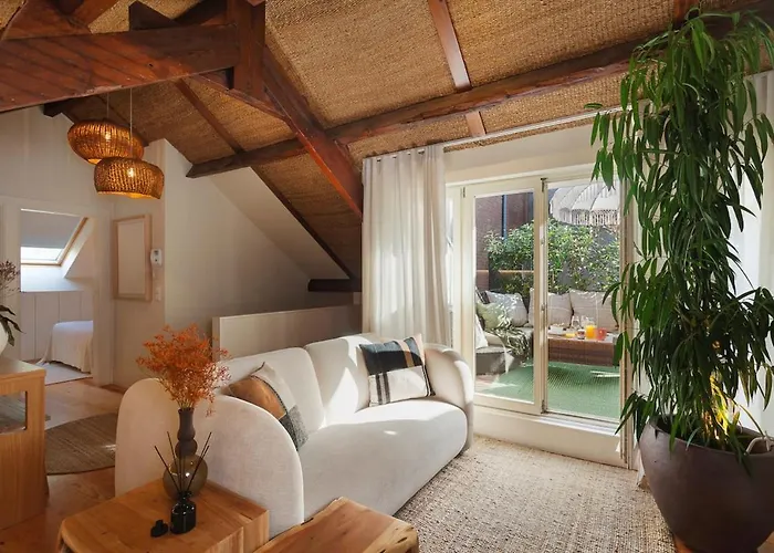 The Terraced Loft - Boho Elegance In * Oporto
