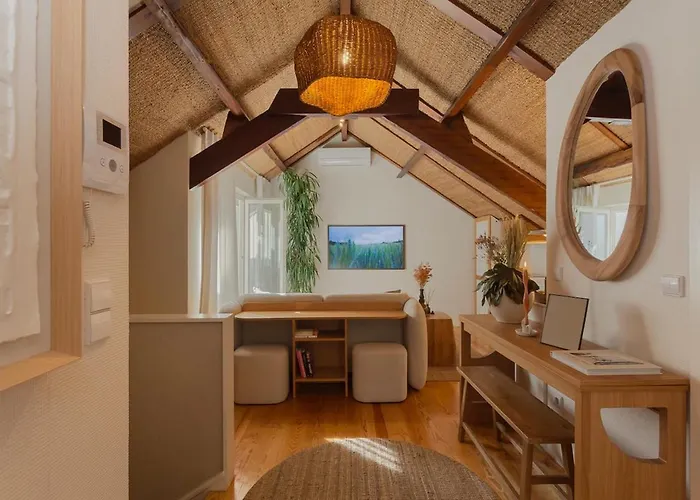 The Terraced Loft - Boho Elegance In Oporto