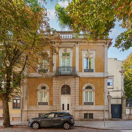 Апартаменты The Terraced Loft - Boho Elegance In Порту
