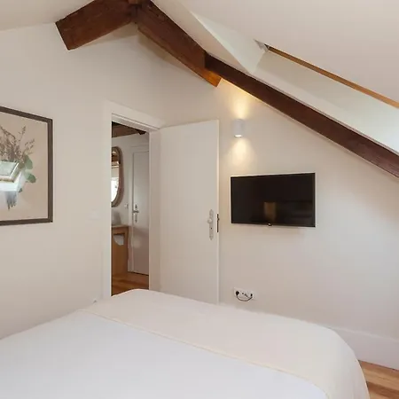 The Terraced Loft - Boho Elegance In *