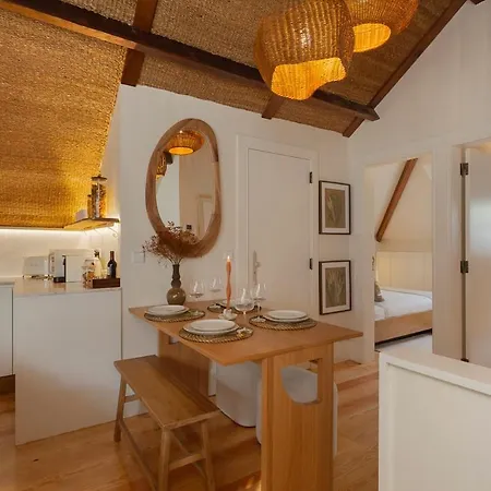 The Terraced Loft - Boho Elegance In Daire Porto