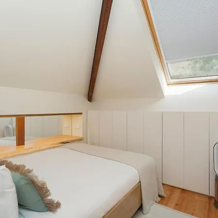 The Terraced Loft - Boho Elegance In アパート ポルト