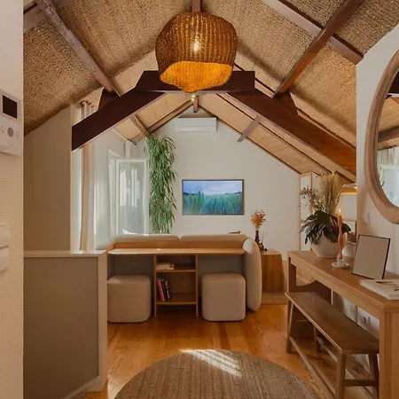 The Terraced Loft - Boho Elegance In Porto